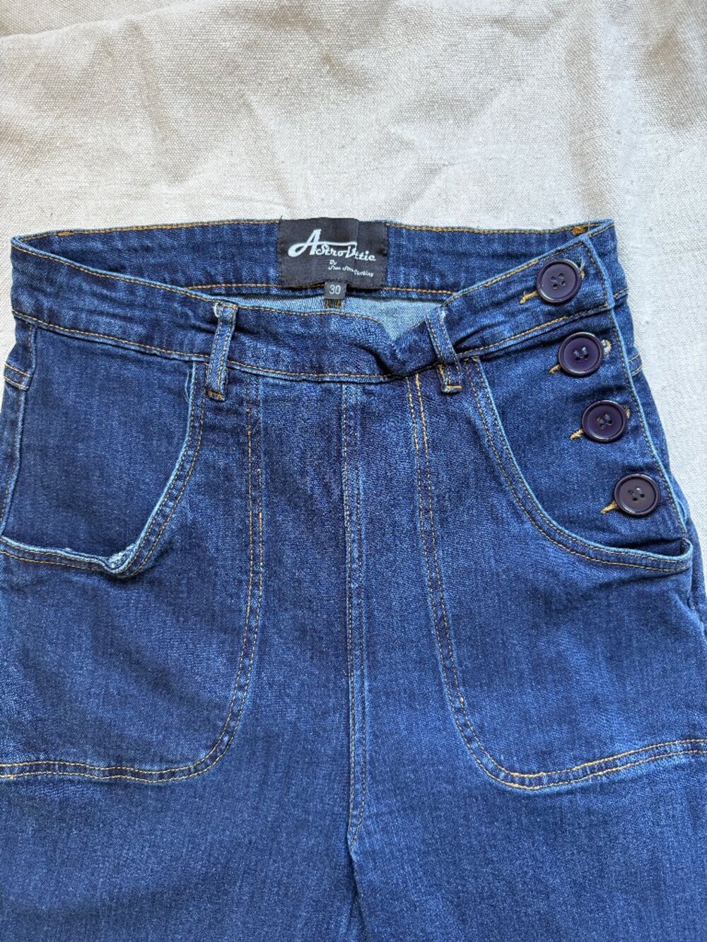 Astro Bettie Midge Button Vintage Style High Rise Jeans Indigo Size 30 EUC - Picture 3 of 10